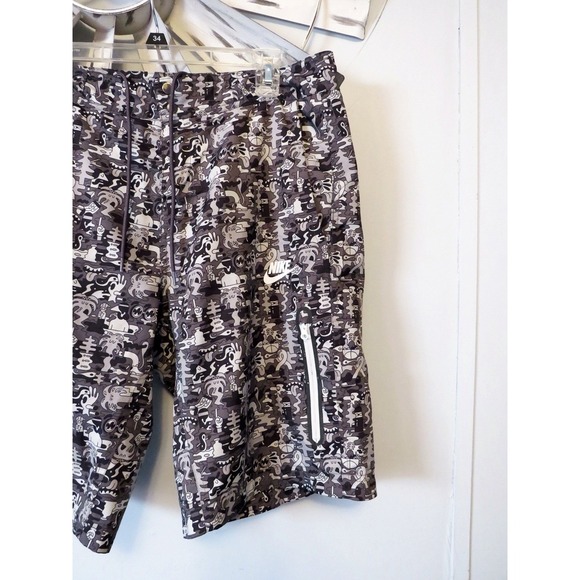 Nike Doodle Camo Board Shorts Size 34 w/ Drawstring & Zip Pocket - Picture 6 of 13